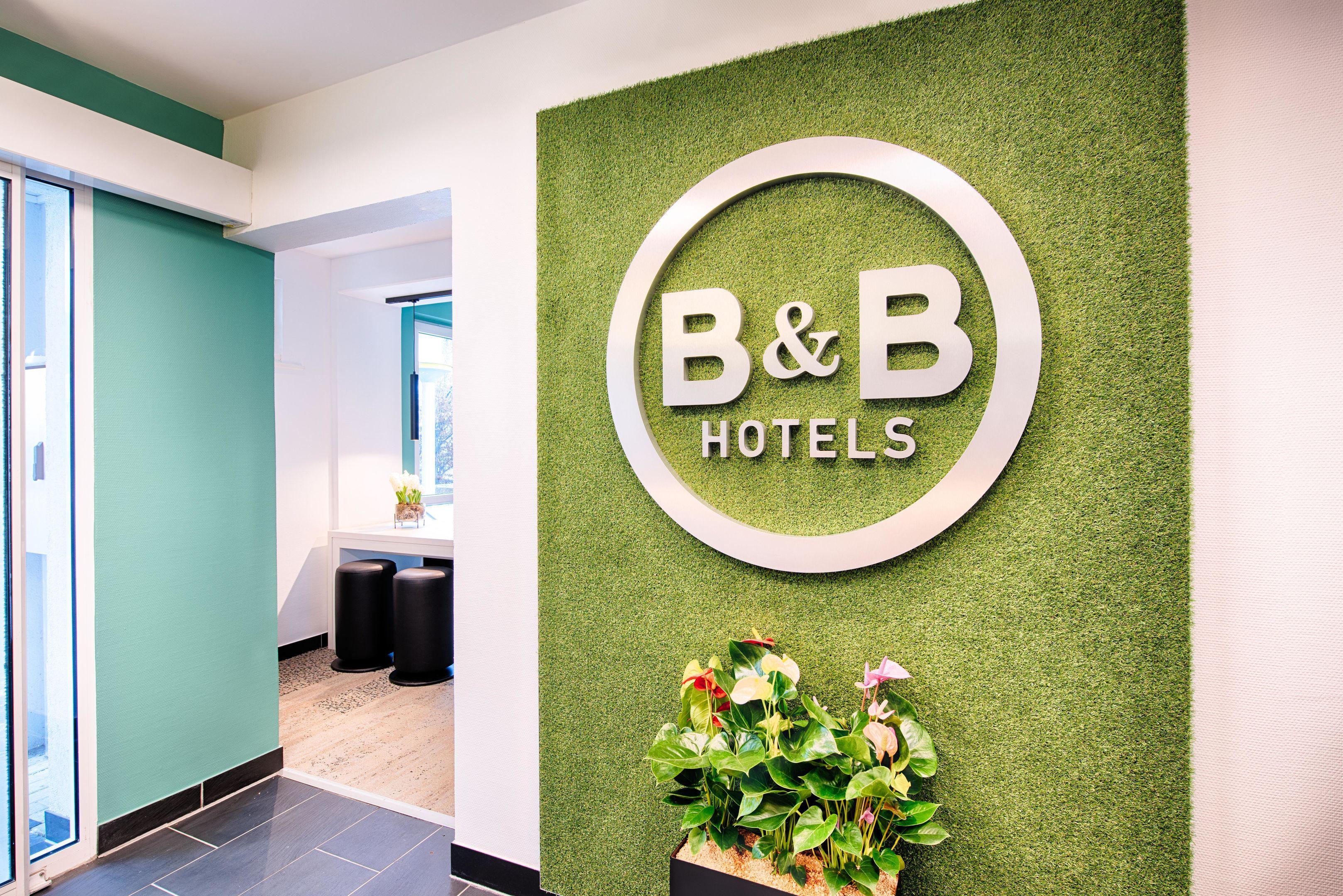 B&B Hotel Muenchen-プッツブルン エクステリア 写真